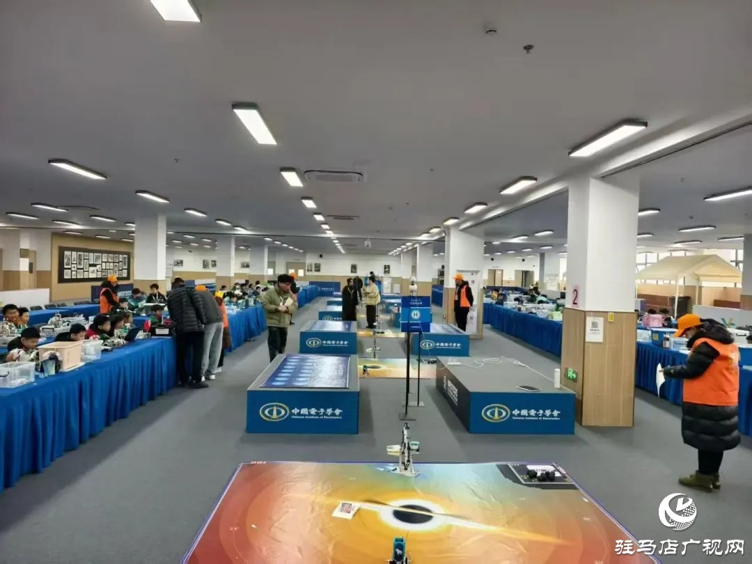 正陽縣選手?jǐn)孬@世界機(jī)器人大賽一等獎(jiǎng) 系本次賽事駐馬店市唯一獲獎(jiǎng)代表隊(duì)