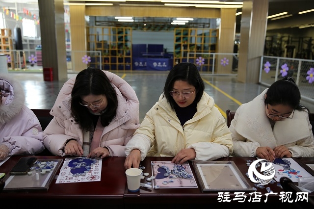 中原銀行駐馬店分行:瓷韻迎馬歲 匠心啟新程