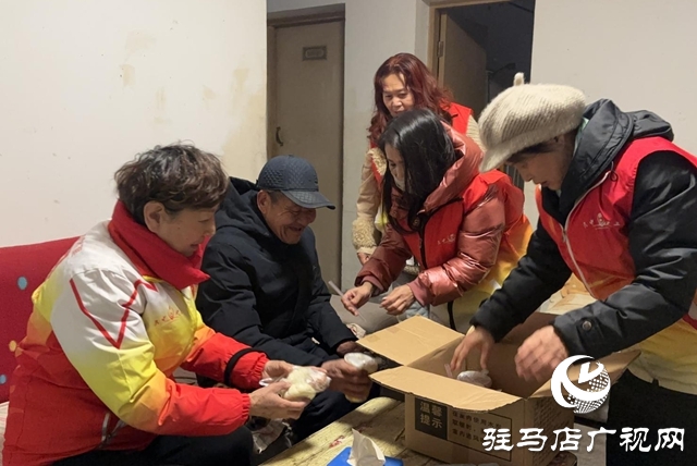 十二年溫暖守候 臘八粥香暖天中