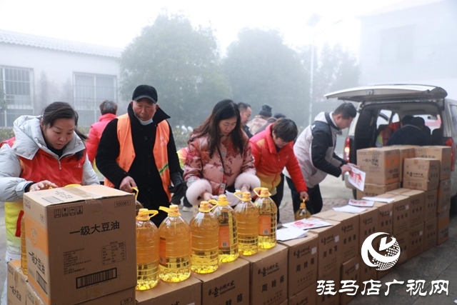 天中義工開展關(guān)愛困難群眾活動(dòng)