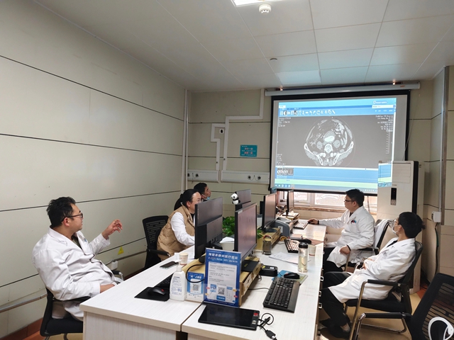 駐馬店市中醫(yī)院多學科協(xié)作，成功為77歲患者完成高難度血管重建術