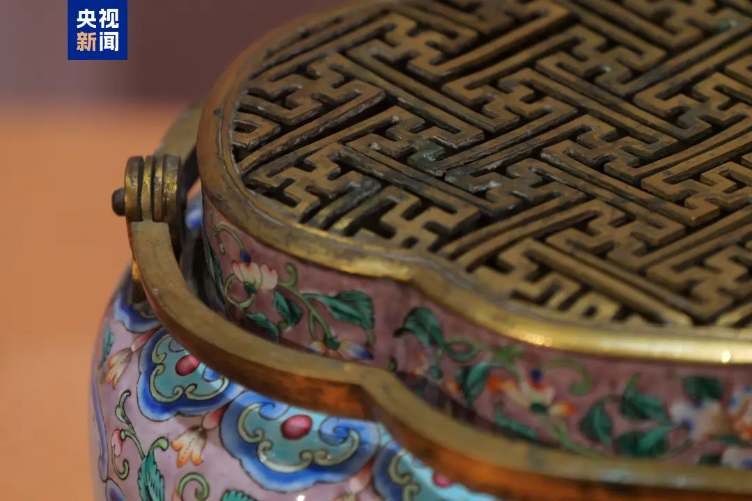 文博日歷丨摸著溫熱不燙手，送你一件“冬日暖手好物”