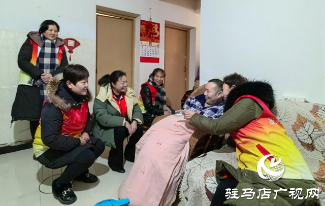 駐馬店天中義工聯(lián)合會:黨旗引領(lǐng)志愿紅 專業(yè)賦能暖天中