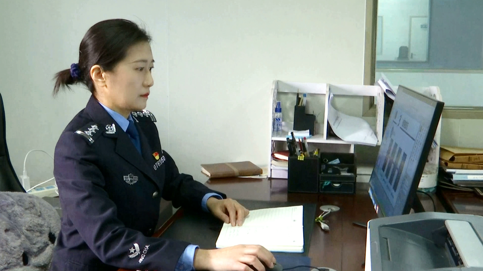 河南“最美基層民警”李靜波：破譯“無聲密碼”的巾幗尖兵  