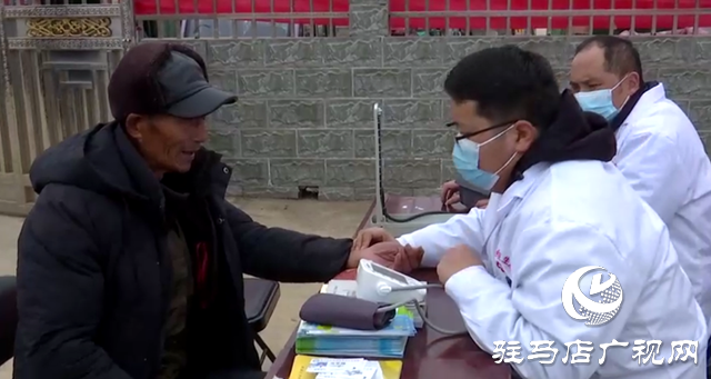 驛城區(qū)老河鄉(xiāng)：寒冬送暖意 愛心潤?quán)l(xiāng)鄰