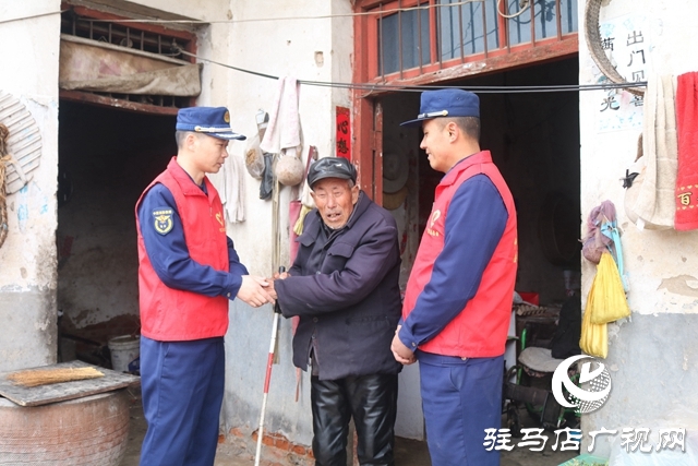 劉波:戰(zhàn)友眼中的“祖沖之” 群眾身邊的“暖心人”