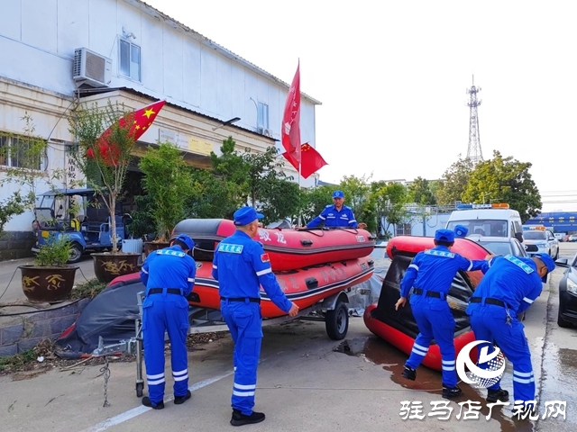 駐馬店紅十字蛟龍水上義務(wù)搜救隊(duì)以學(xué)促干提升應(yīng)急救援能力