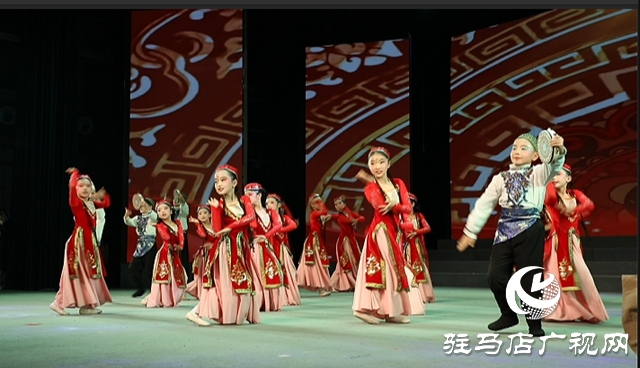 駐馬店市舉辦第八屆少兒春節(jié)文藝晚會