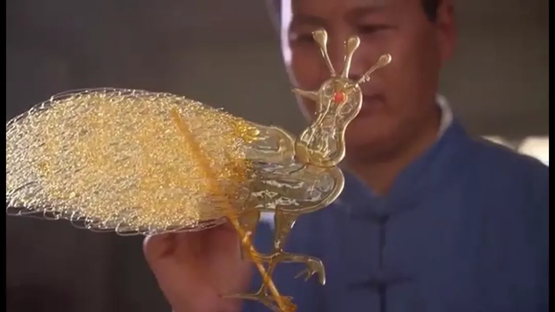 40+展位、雙線直播、沉浸展演……這場新春非遺市集，帶你尋味地道中國年！