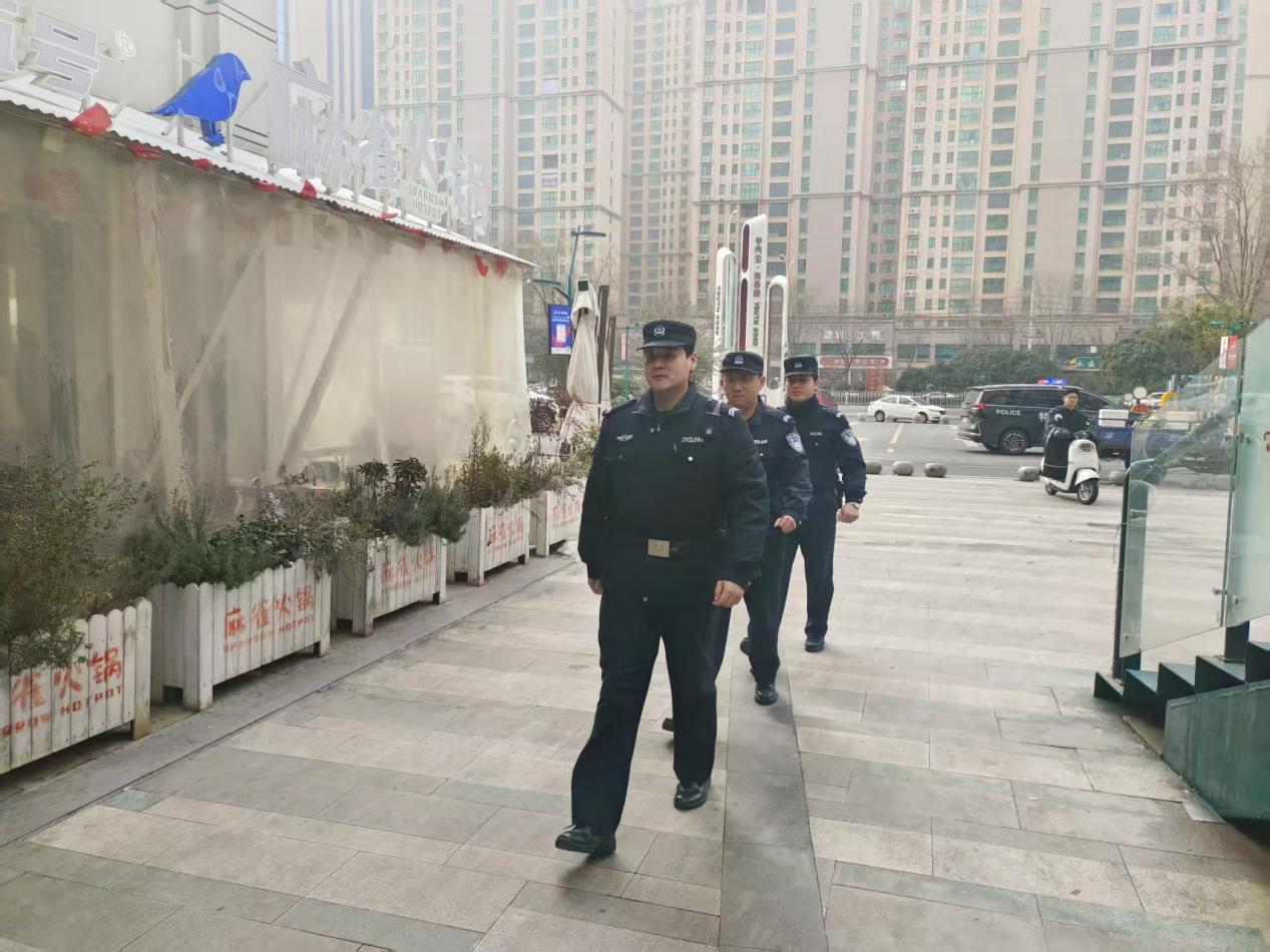 從橄欖綠到藏青藍 王悅璋:平凡崗位上的平安守護者