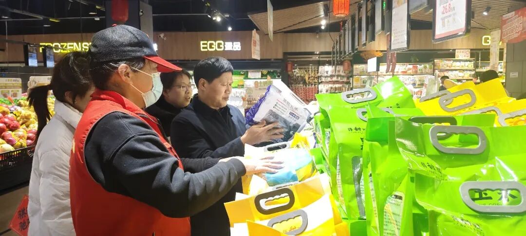 駐馬店春節(jié)期間:保供應(yīng) 穩(wěn)價(jià)格 護(hù)民生