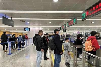 春節(jié)假期預(yù)計(jì)日均超205萬人次出入境