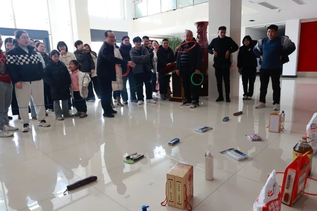 上蔡縣人民檢察院組織開展2026年迎新春系列文體活動 上蔡檢察 2026年2月12日 18:44 河南 聽全文 在小說閱讀器中沉浸閱讀