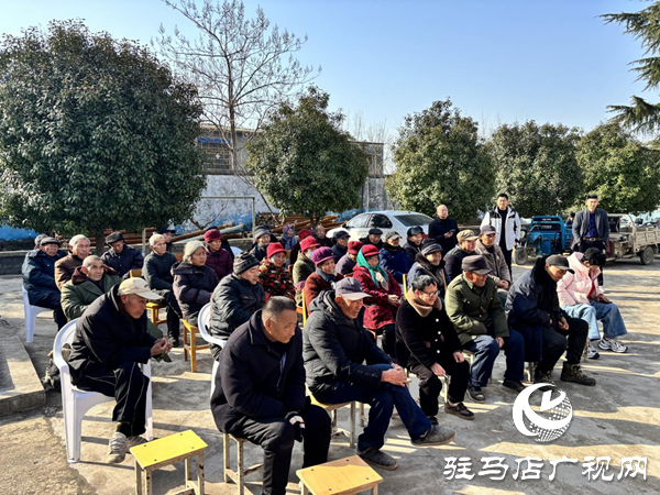 平輿縣陽城鎮(zhèn)：丁營(yíng)村愛心人士劉小海春節(jié)前捐贈(zèng)愛心物資