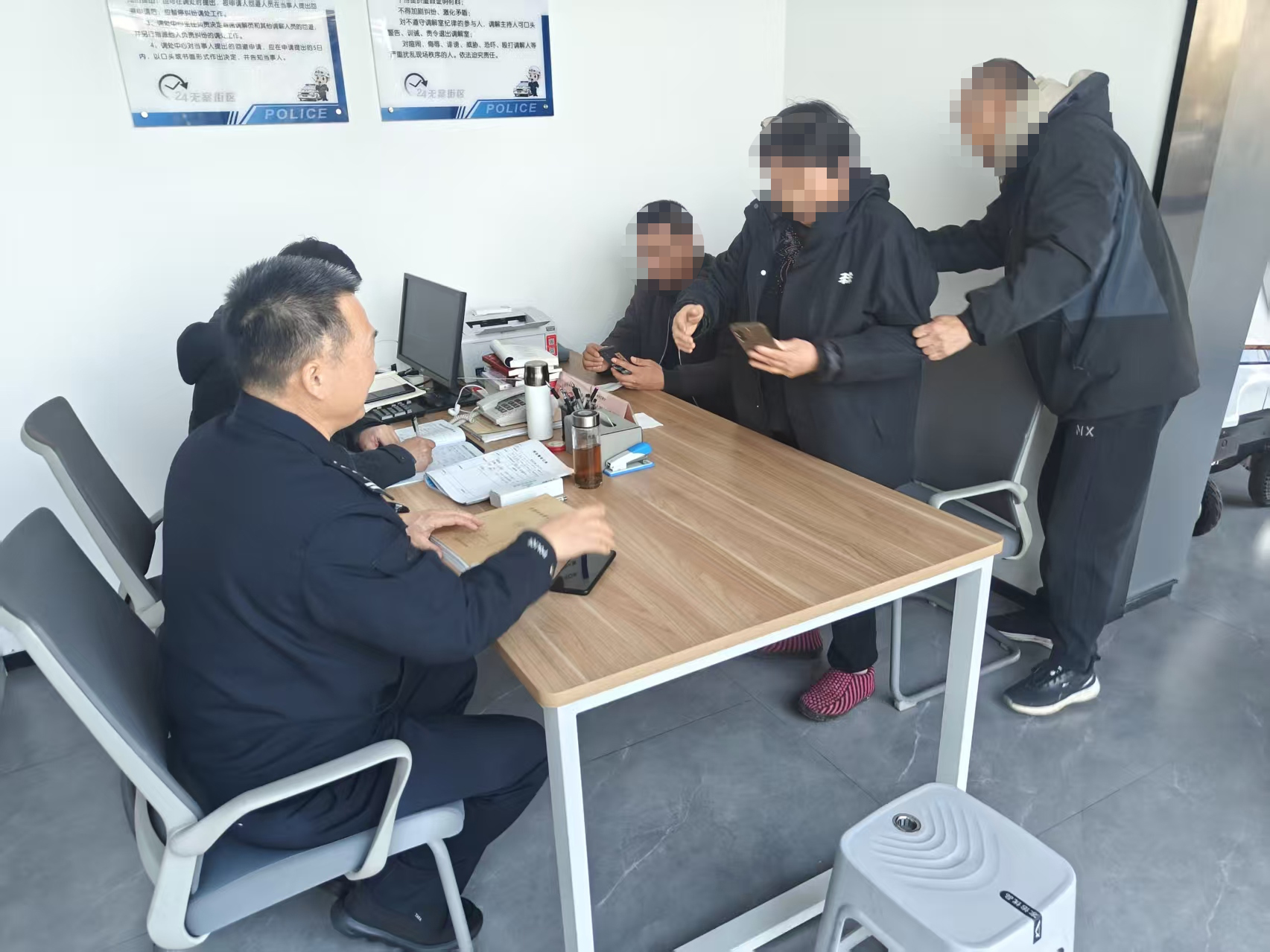 駐馬店：警調(diào)聯(lián)動溫情化解勞資糾紛