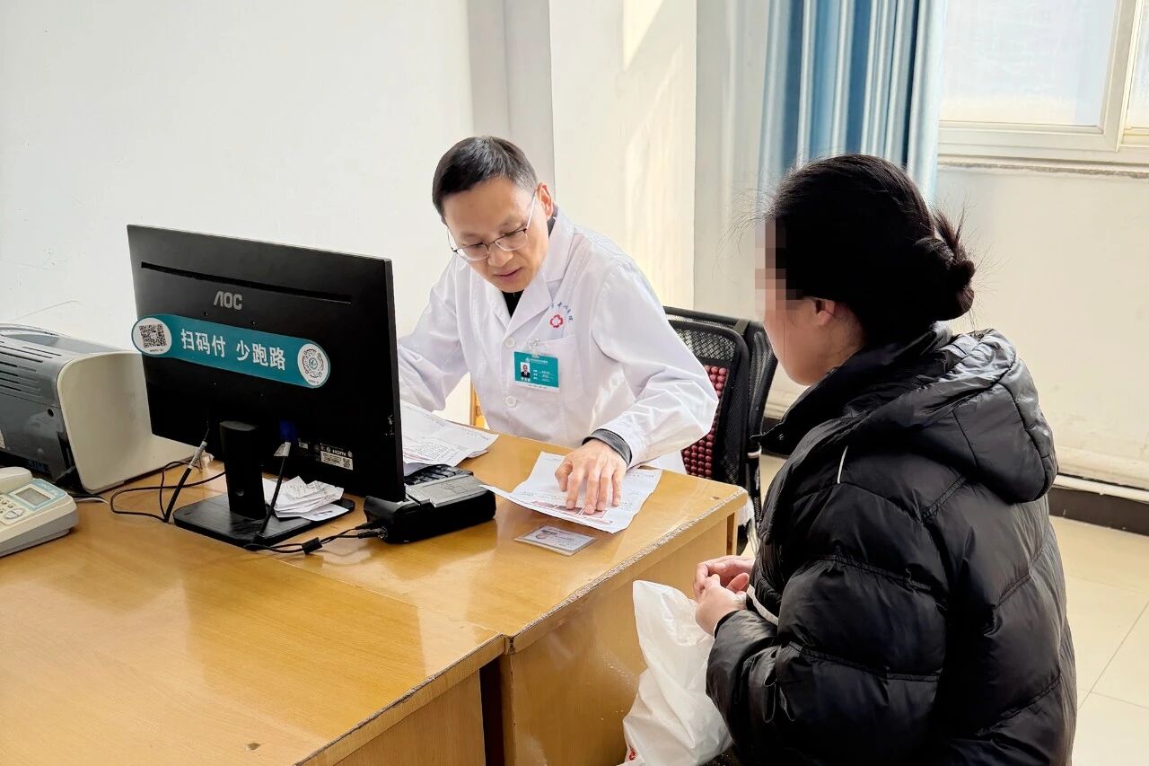 駐馬店市中心醫(yī)院專家提醒:春節(jié)剩菜處理不當(dāng)易引發(fā)胃腸炎