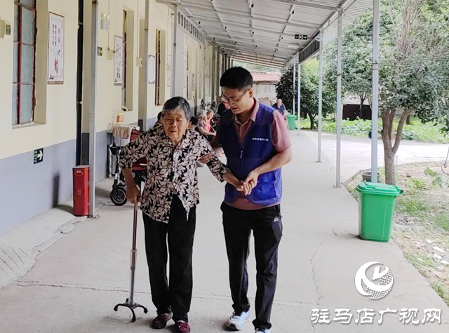 《天中光榮榜》年度特輯丨六年十五萬公里 他把孝心開成了一條路