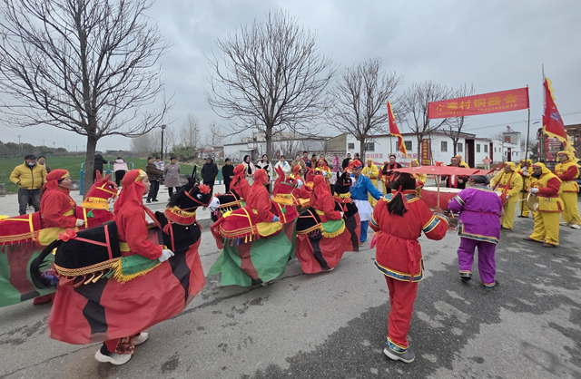 遂平縣沈寨鎮(zhèn)小寨村：銅器歡歌慶新春 愛(ài)心基金暖人心