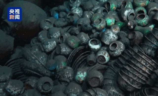 這件琺華器新春祝福誠意十足