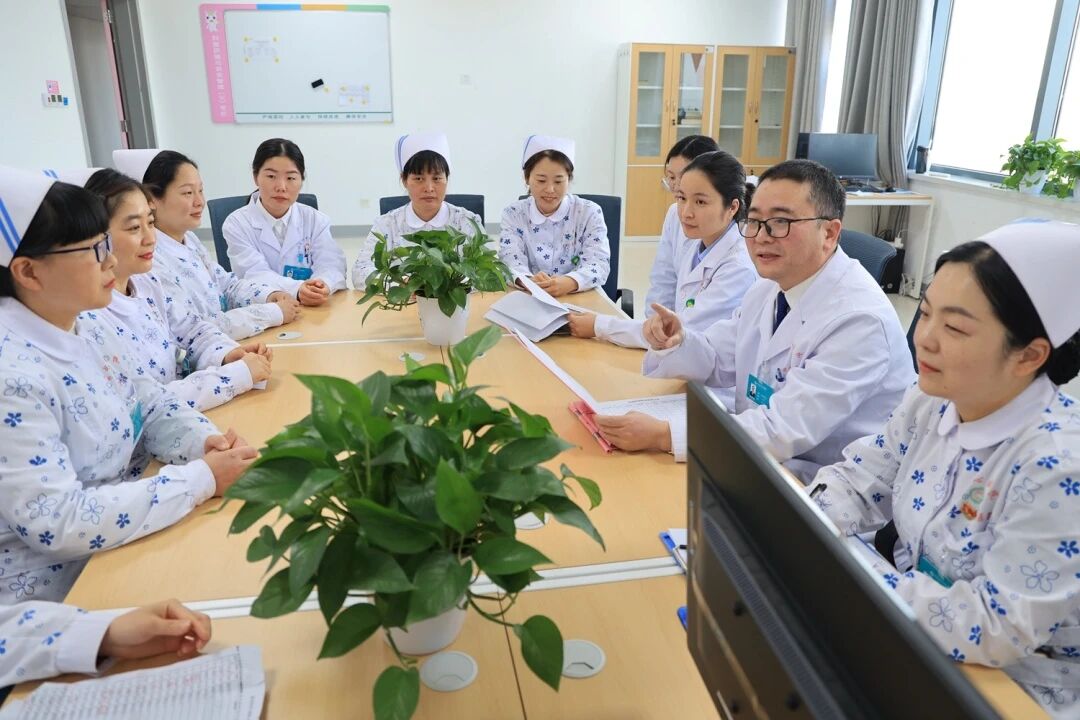 劉成功：仁心如燈 溫暖杏林