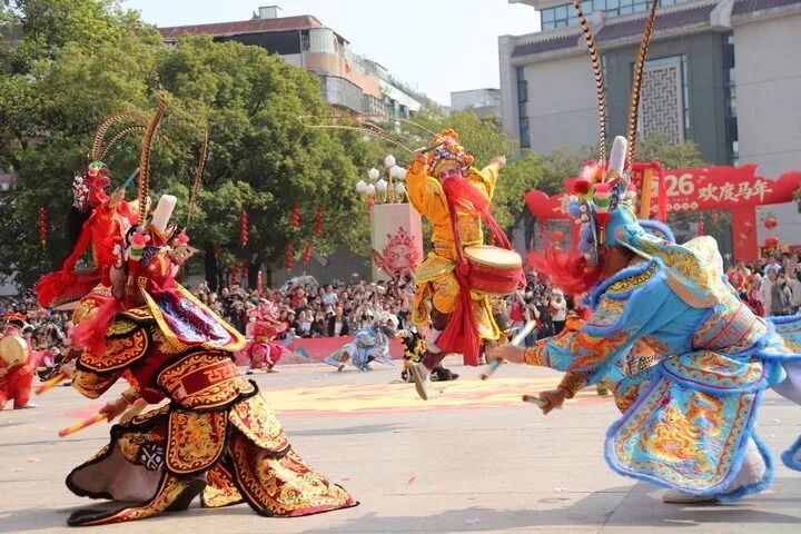 丙午新春，看見一個蒸蒸日上的中國