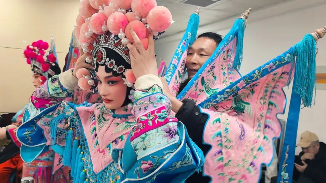 鑼鼓鏗鏘迎新春，梨園雅韻滿天中 | 駐馬店市“迎新春”戲劇周火熱開(kāi)唱！