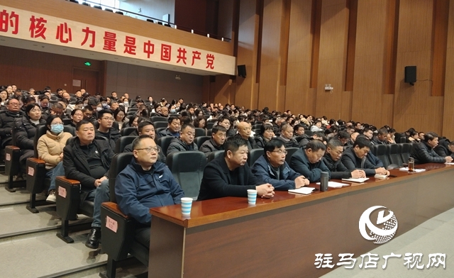 西平縣柏城片區(qū)召開煙花爆竹禁燃禁放工作動(dòng)員會(huì)