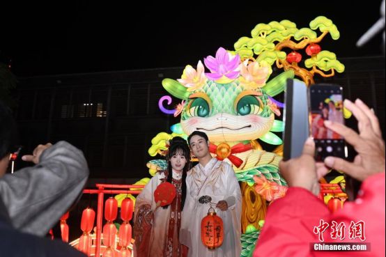 妙趣中國(guó)年：為什么說元宵節(jié)才是中國(guó)“情人節(jié)”？