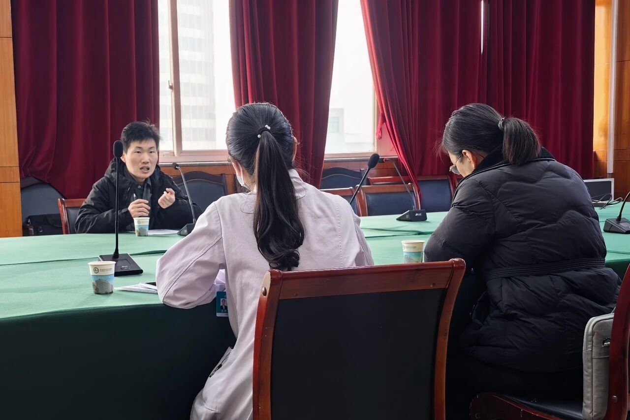 駐馬店市中心醫(yī)院舉辦第二期科研專家咨詢門診活動(dòng)