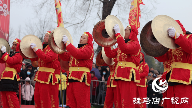 西平縣:非遺大銅器鬧元宵 文化就業(yè)服務(wù)雙結(jié)合