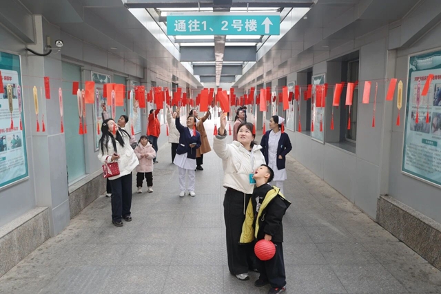 同心鬧元宵 情暖醫(yī)患心——駐馬店市中心醫(yī)院舉辦元宵節(jié)主題活動(dòng)