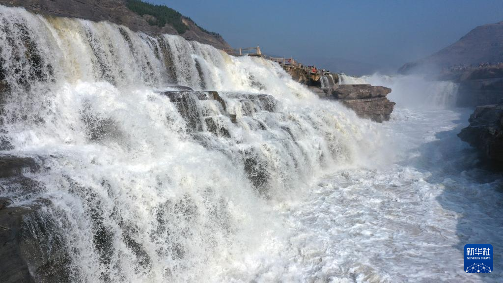 驚蟄時節(jié) 黃河壺口瀑布水量增大