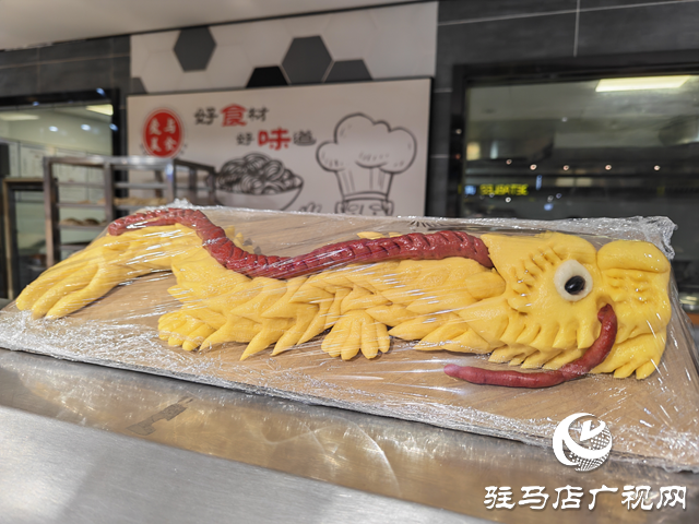 傳統(tǒng)龍饃俏銷市場 小小面點傳遞孝心
