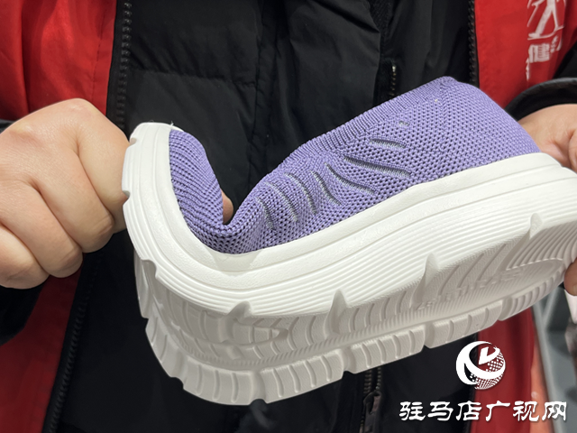 選購老人鞋有學(xué)問：不是越軟越好 合腳舒適最關(guān)鍵