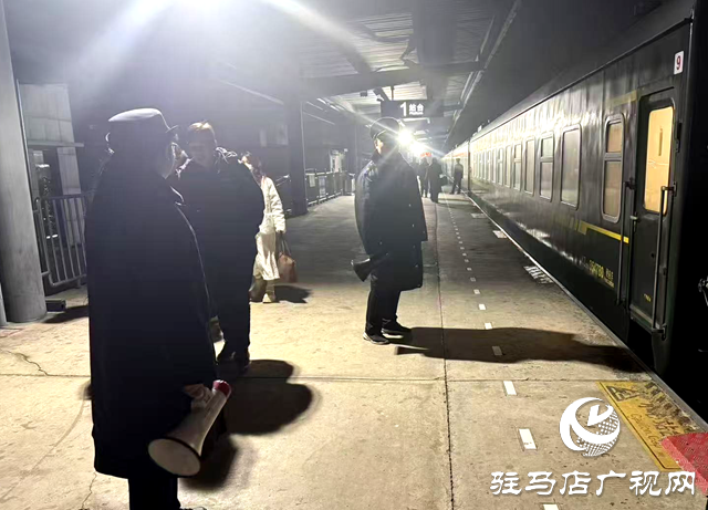 “鐵路夫妻”馮爽劉炎：錯(cuò)峰相見(jiàn)難圓小家夢(mèng) 并肩作戰(zhàn)守護(hù)萬(wàn)家燈