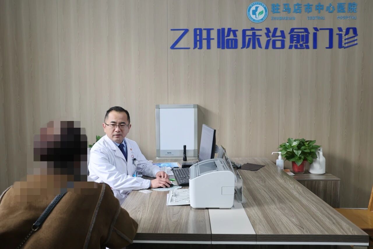 29載&ldquo;隱形戰(zhàn)場&rdquo;的堅守&mdash;&mdash;記駐馬店市中心醫(yī)院感染性疾病科主任蔡峻嶺