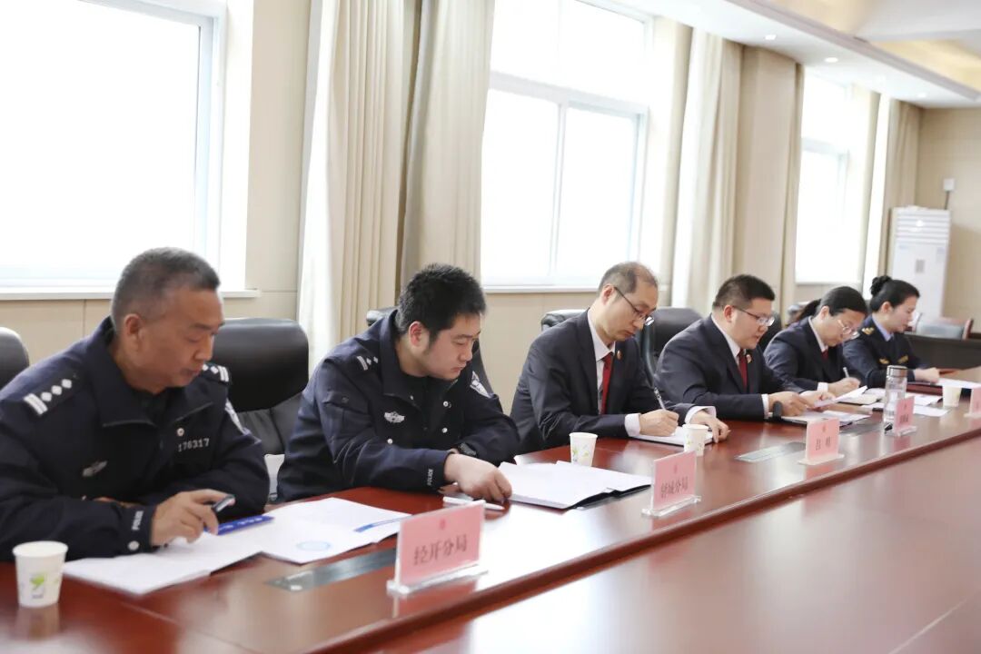 驛城區(qū)檢察院召開&ldquo;驛筑食安&rdquo;檢察品牌新聞發(fā)布會