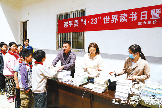 車藝軍：誠(chéng)信立業(yè)二十載 公益善舉暖天中